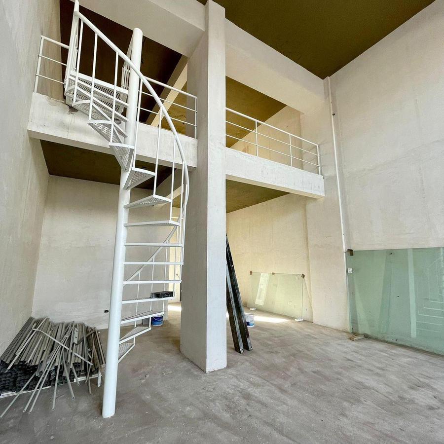 Foto de Locales en Alquiler doble altura Sobre Colectora- Edificio Legend Pilar, imagen 5