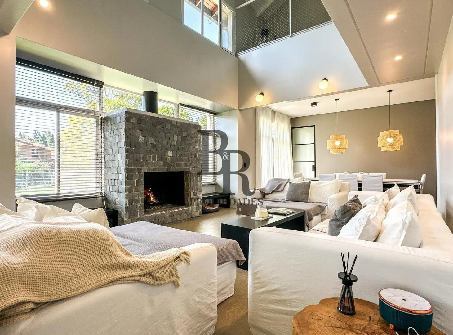 Venta Casa Moderna en 2 Lotes - Miraflores Country Club 3
