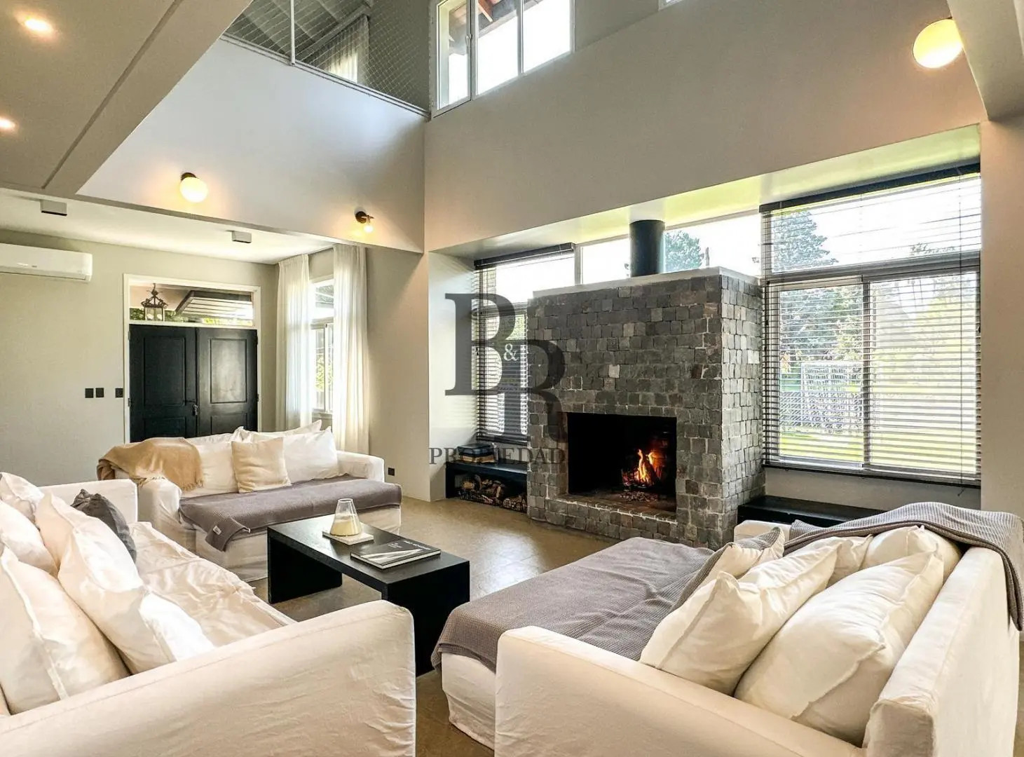 Venta Casa Moderna en 2 Lotes - Miraflores Country Club 2
