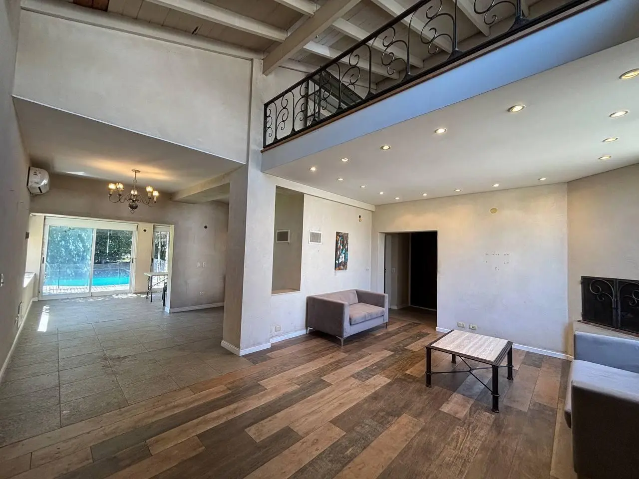 Casa en Venta Lote Central de 665 m2 - Ideal Proyectos - Miraflores Country Club 4