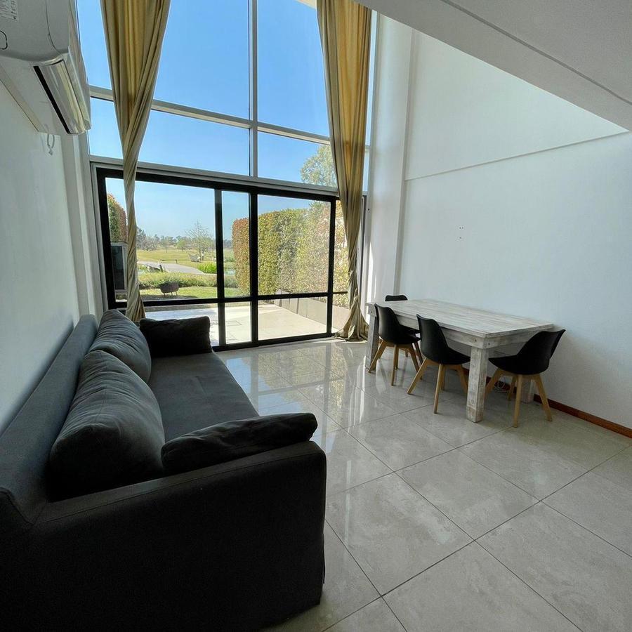 Impecable Duplex Con Jardin Privado En Venta con renta -  Pilar Golf Club - Amenities