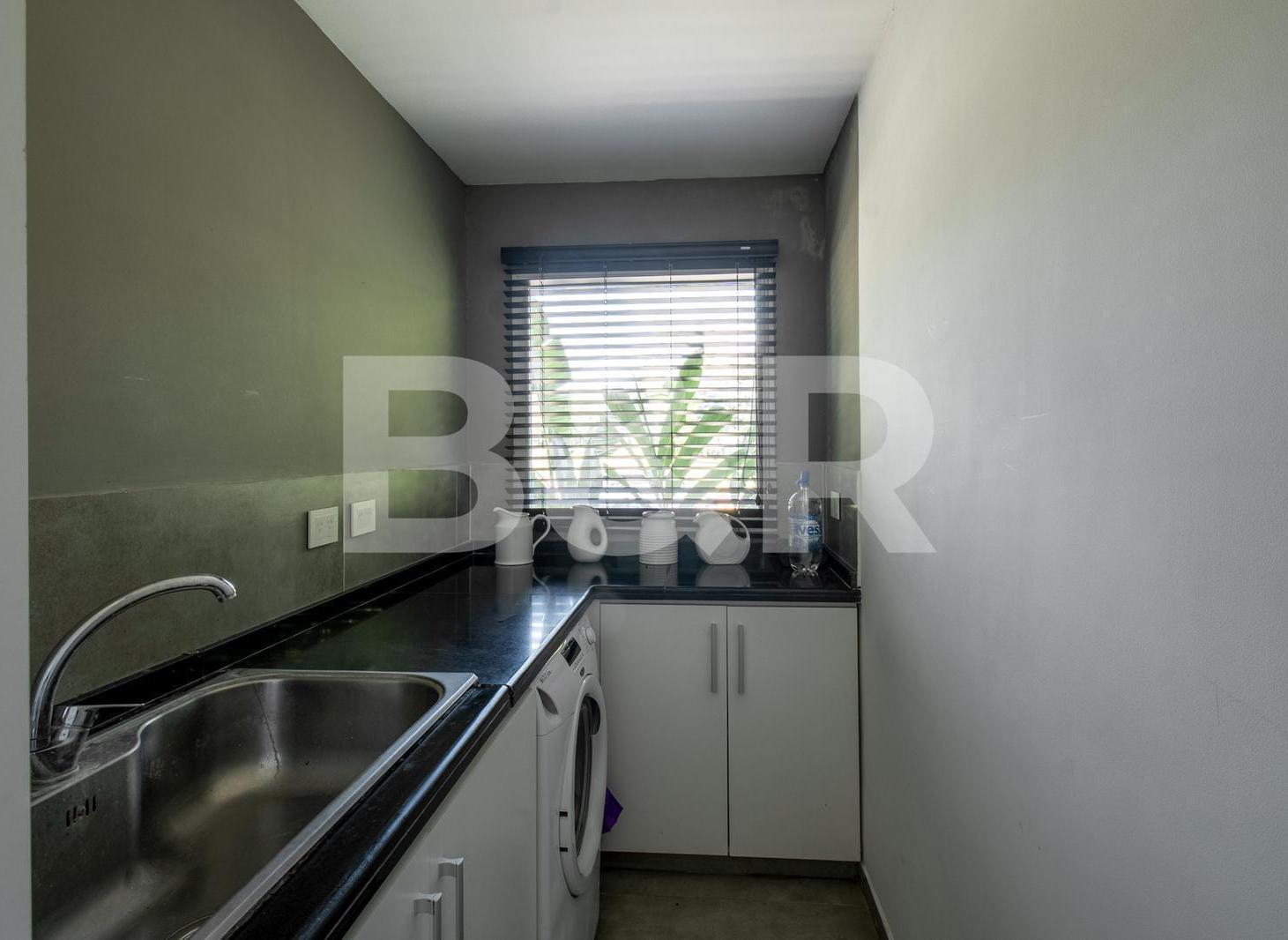 Excelente Casa en Venta 5 Ambientes - Las Lomitas, Miraflores Country Club
