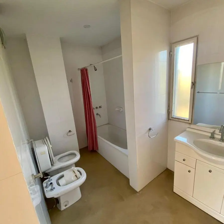 Retasada Oportunidad - Casa En Venta - 3 Lotes y Medio -Miraflores C.C 8