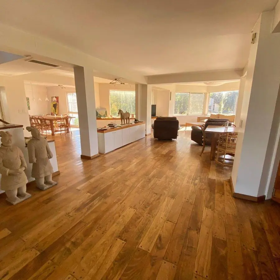 Retasada Oportunidad - Casa En Venta - 3 Lotes y Medio -Miraflores C.C 5