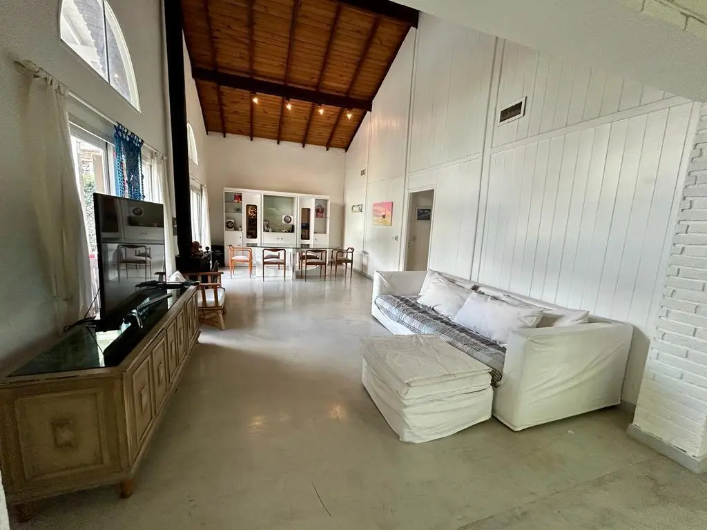 Retasada ! Casa a La Venta - Un Lote Interno - Miraflores Country Club 5