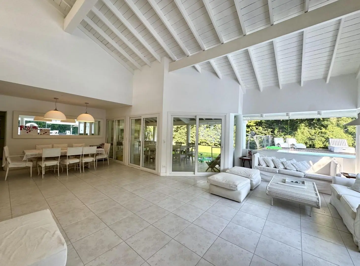 Hermosa Casa en Venta - Moderna - Dos Lotes Centrales - Miraflores Country Club 4