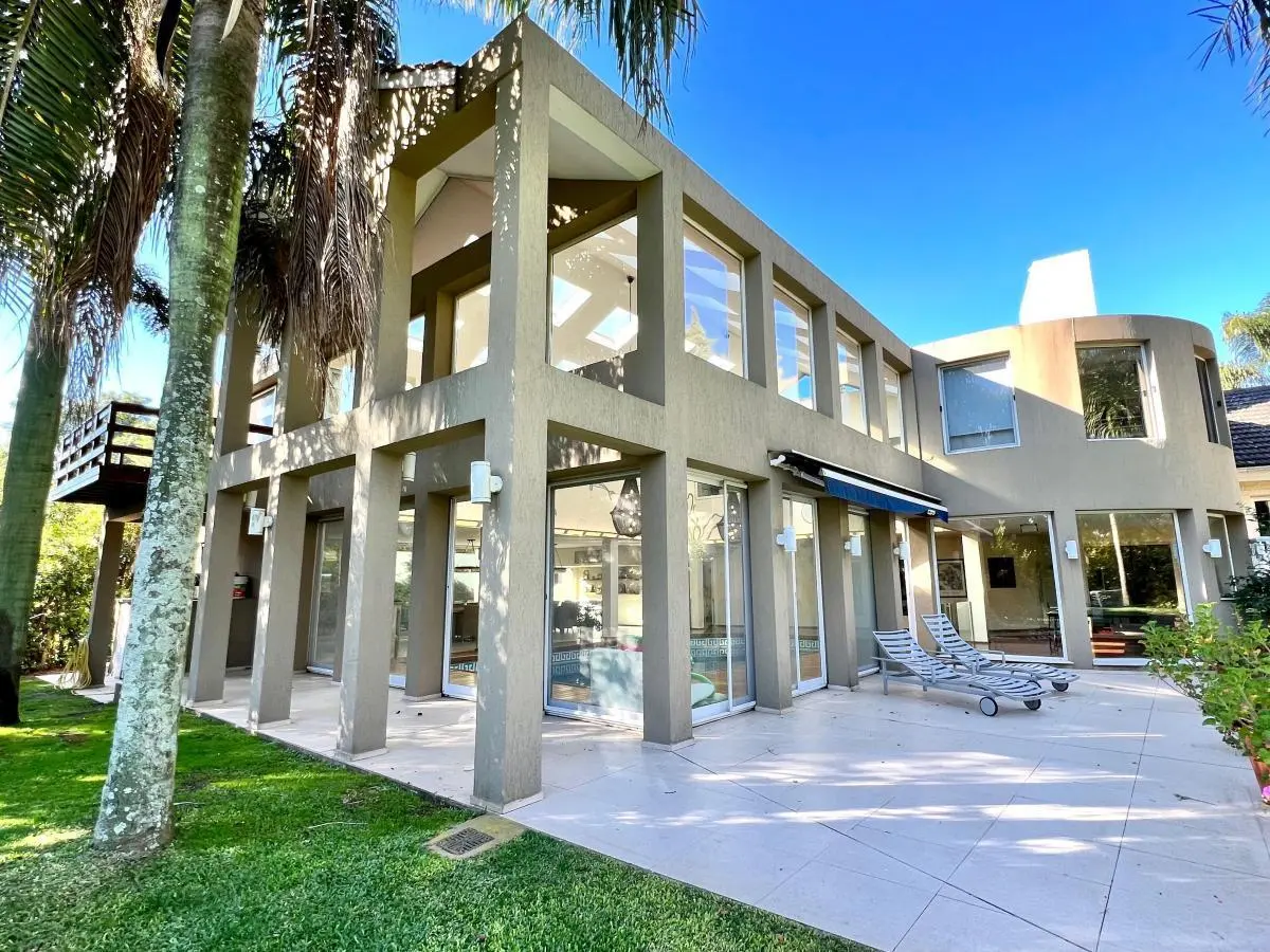 Imponente Casa En Venta  - Miraflores Country Club 2