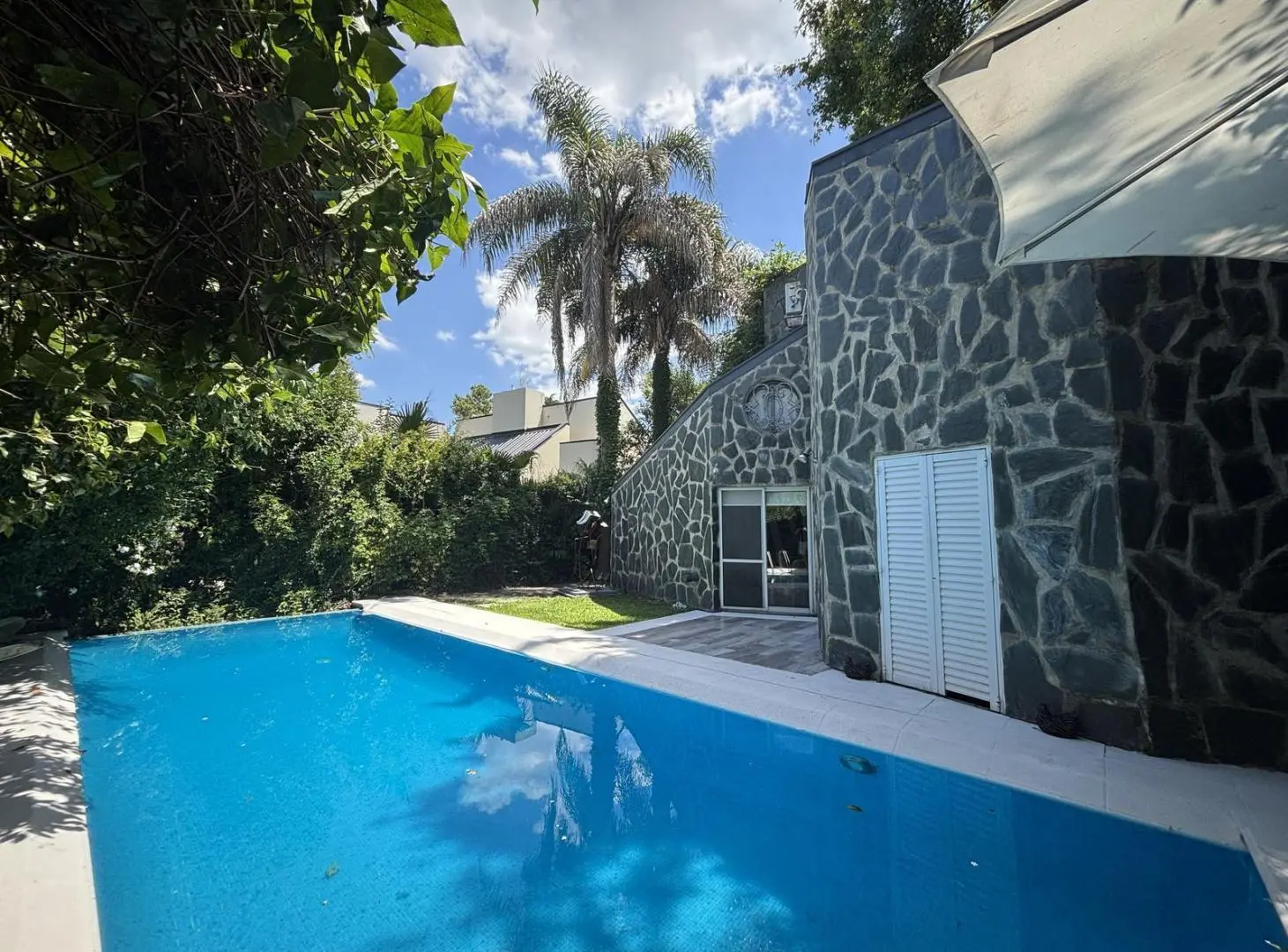 Casa en Venta y Alquiler Anual - Lote Central - Miraflores Country Club 5