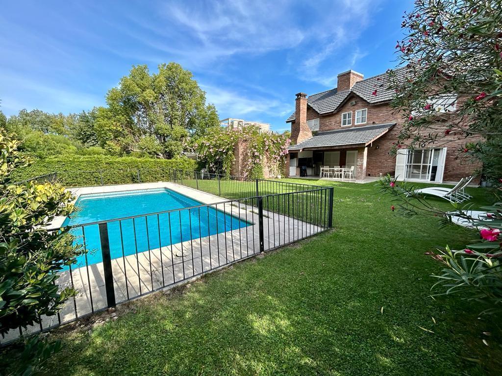 Excelente Casa En Venta - Los Cardales Country Club