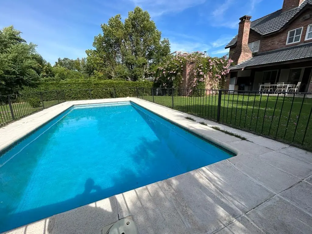 Excelente Casa En Venta - Los Cardales Country Club 5