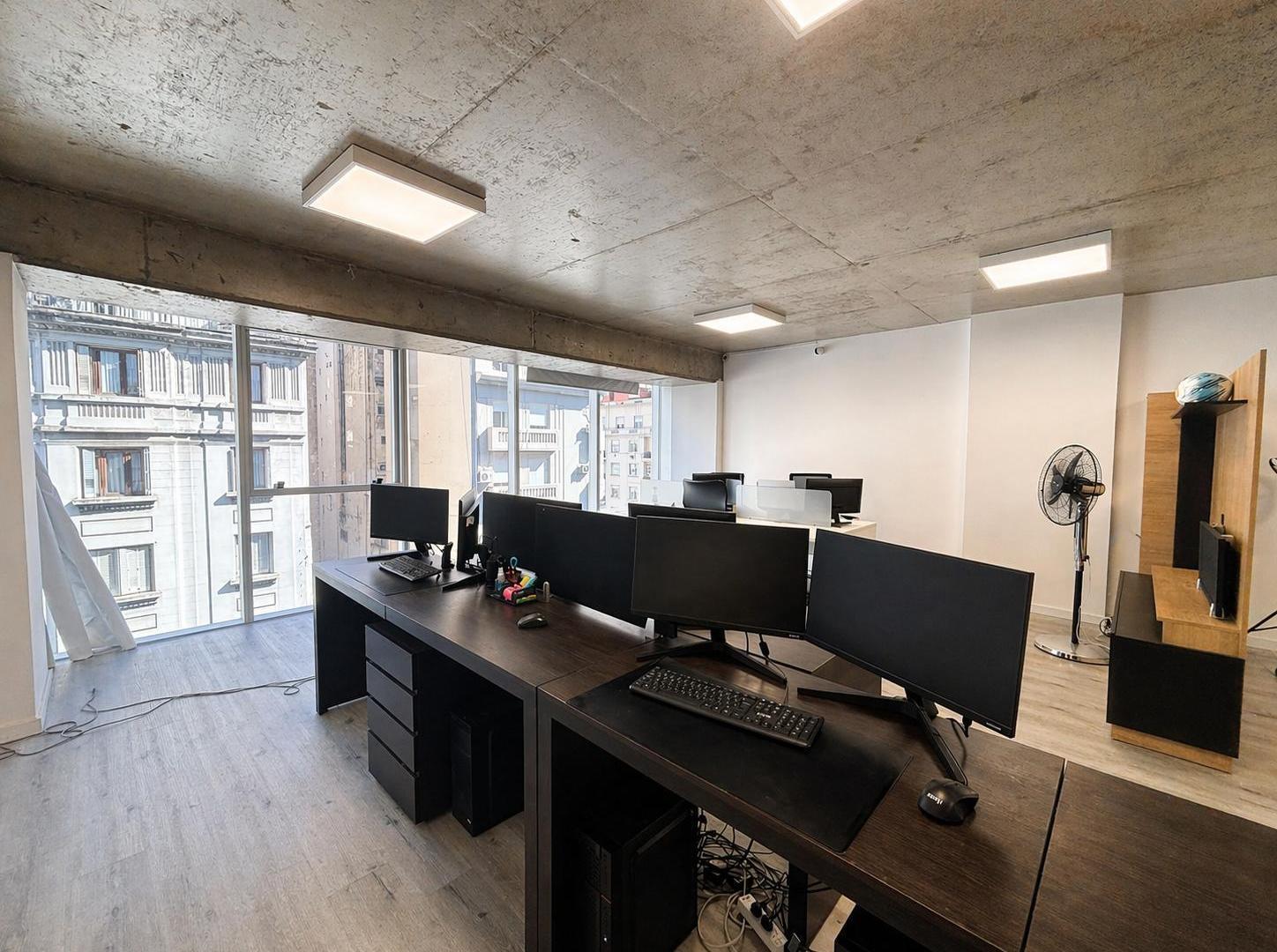 Foto de Oficina AAA En Alquiler - Con piso- Amenities - Tribunales Office, imagen 4