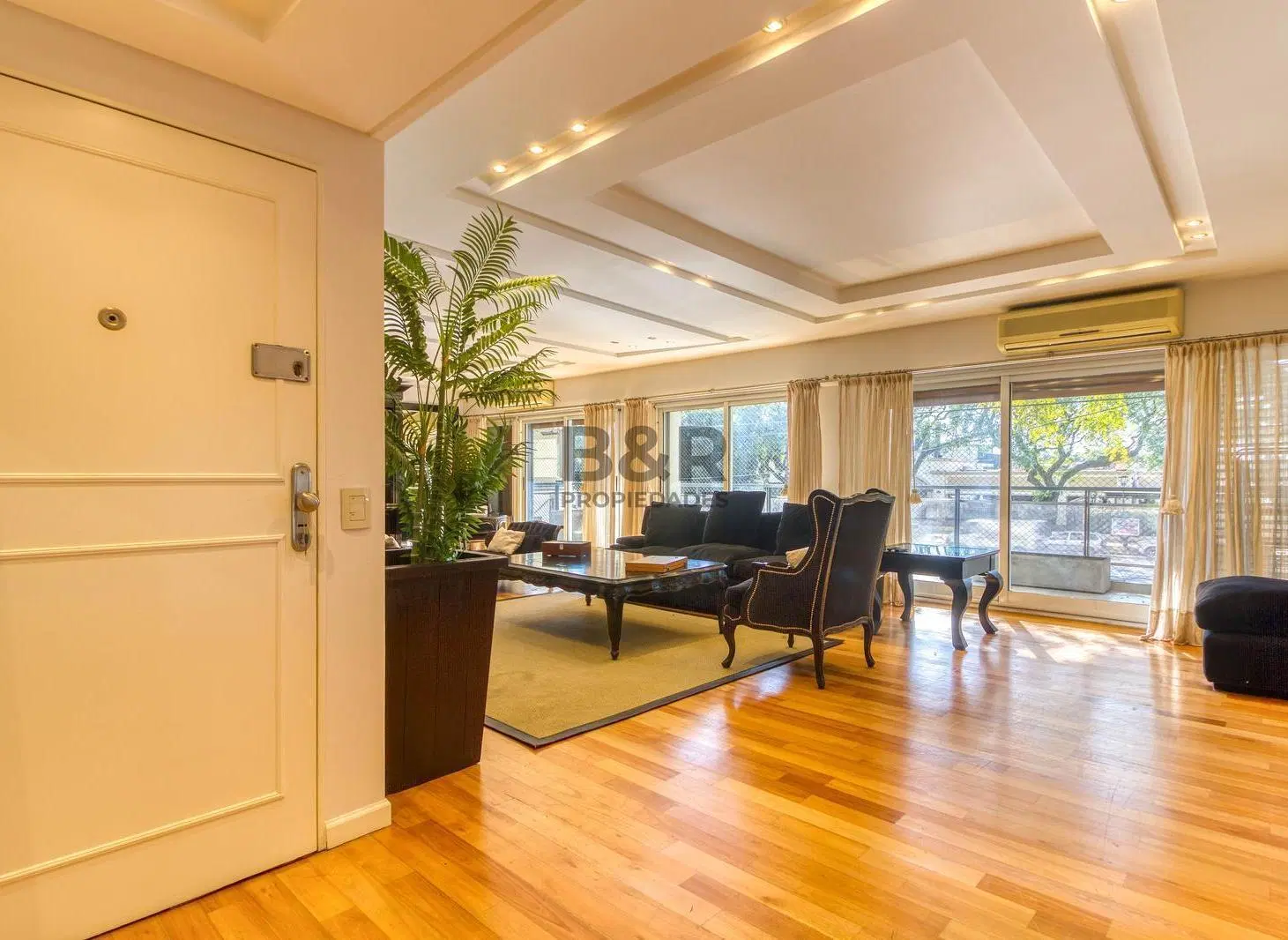 Venta Piso / Departamento 5 Ambientes -  Av Libertador 4600, Las Cañitas - Palermo 3