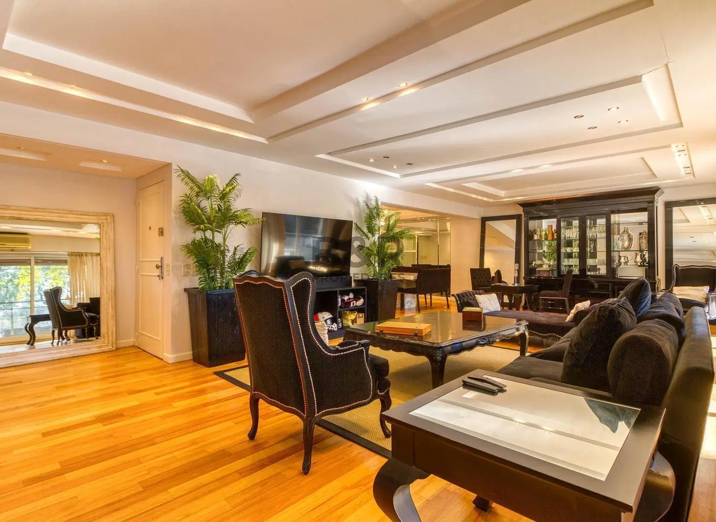 Venta Piso / Departamento 5 Ambientes -  Av Libertador 4600, Las Cañitas - Palermo 4
