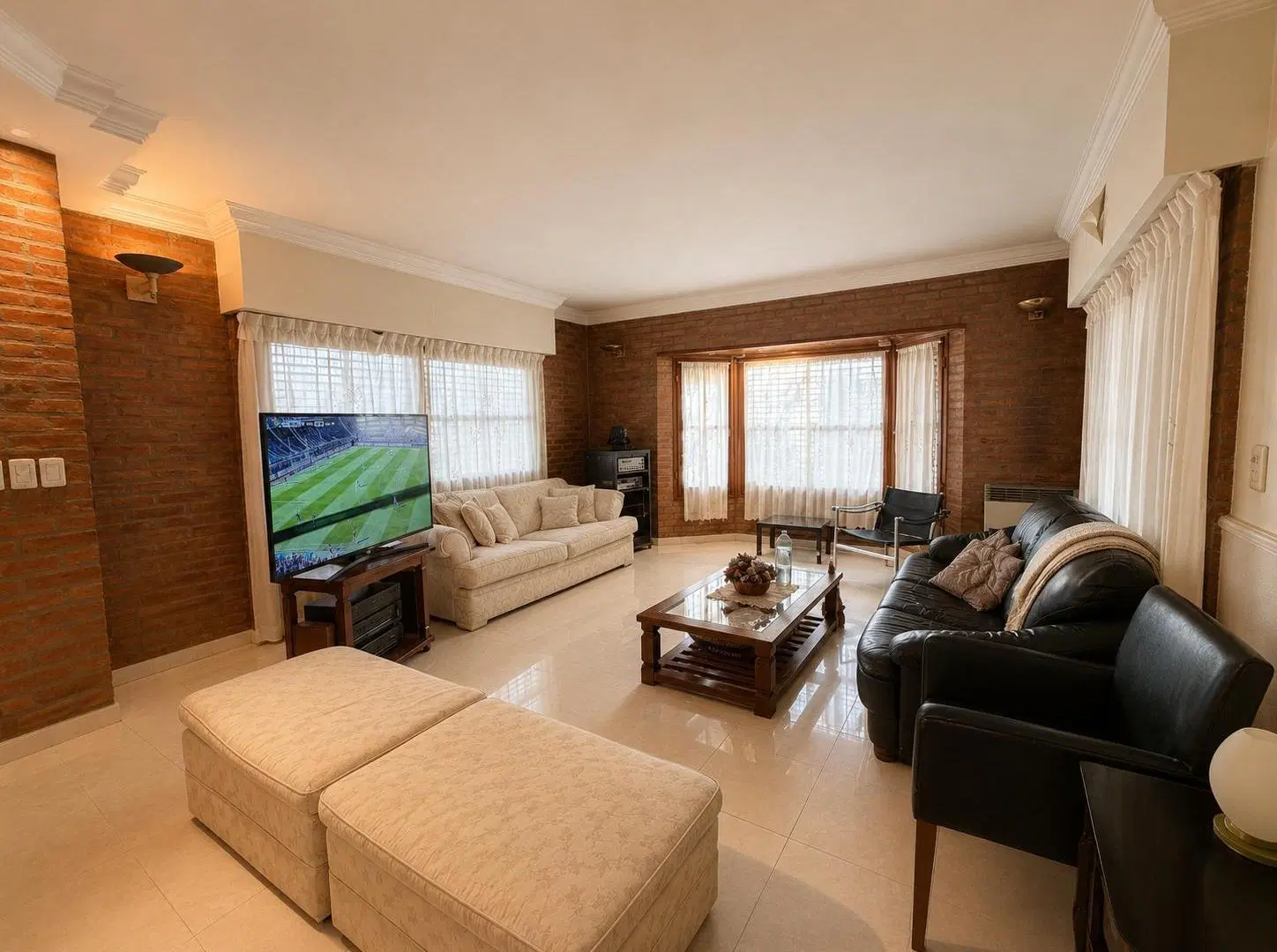 Casa en Alquiler y Venta  - Un Lote 550 m2 - Miraflores Country Club 4