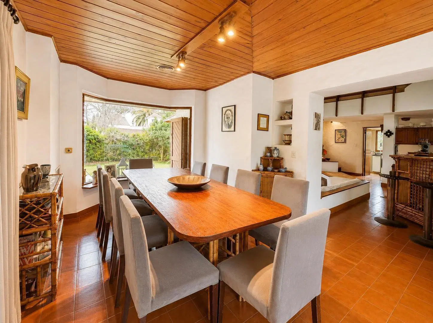 Casa en Venta - 2 Lotes Centrales Subdivididos - Miraflores Country Club 5