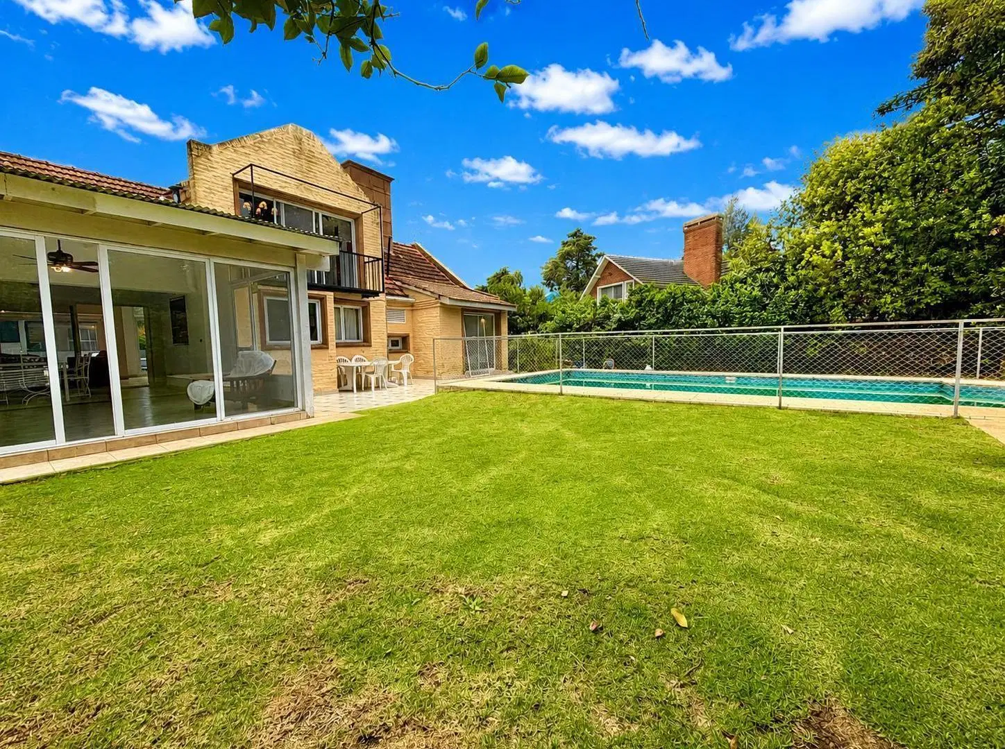 Alquiler Anual de Casa Amueblada - Lote Central - Miraflores Country Club 3