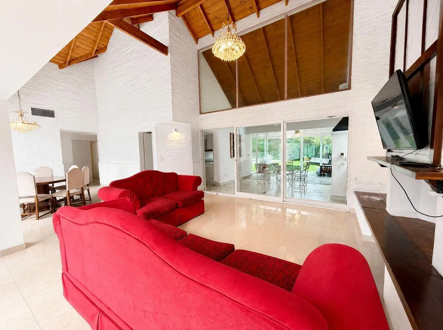 Alquiler Anual de Casa Amueblada - Lote Central - Miraflores Country Club 5