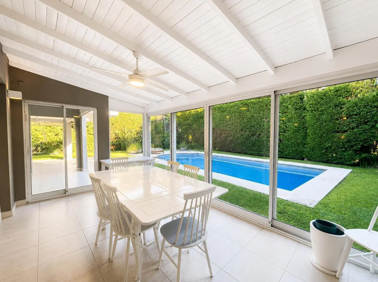 Casa en Venta - Un Lote Central - Miraflores Country Club 2