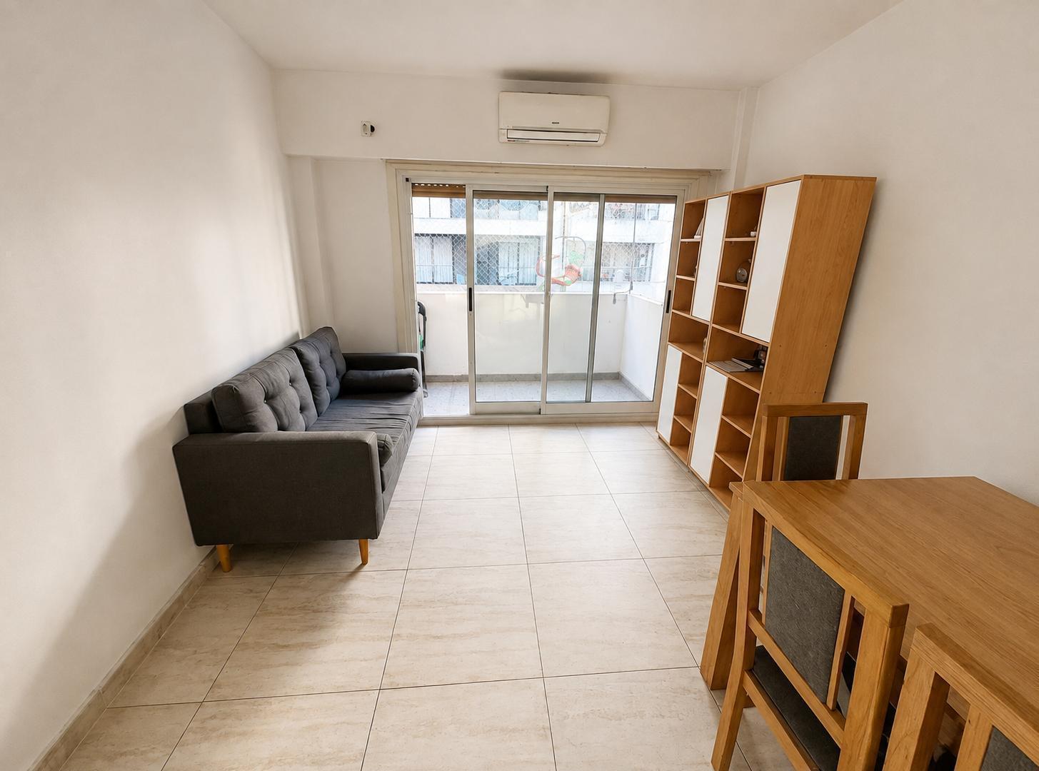 Foto de Departamento en Venta - 3 Ambientes con Balcón - Av. Estado de Israel, imagen 2
