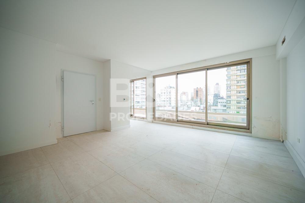 Foto de Departamento en Venta - 4 Ambientes con Dependencia - Juan Francisco, imagen 2