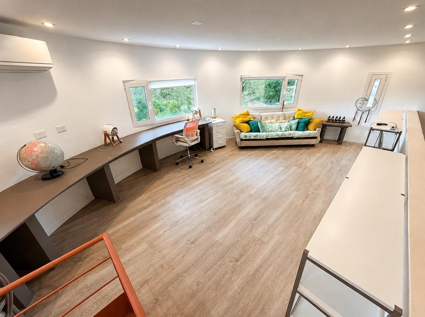 Foto de Alquiler y Venta de Casa - 6 Ambientes - Barrio Parque Almirante, imagen 4