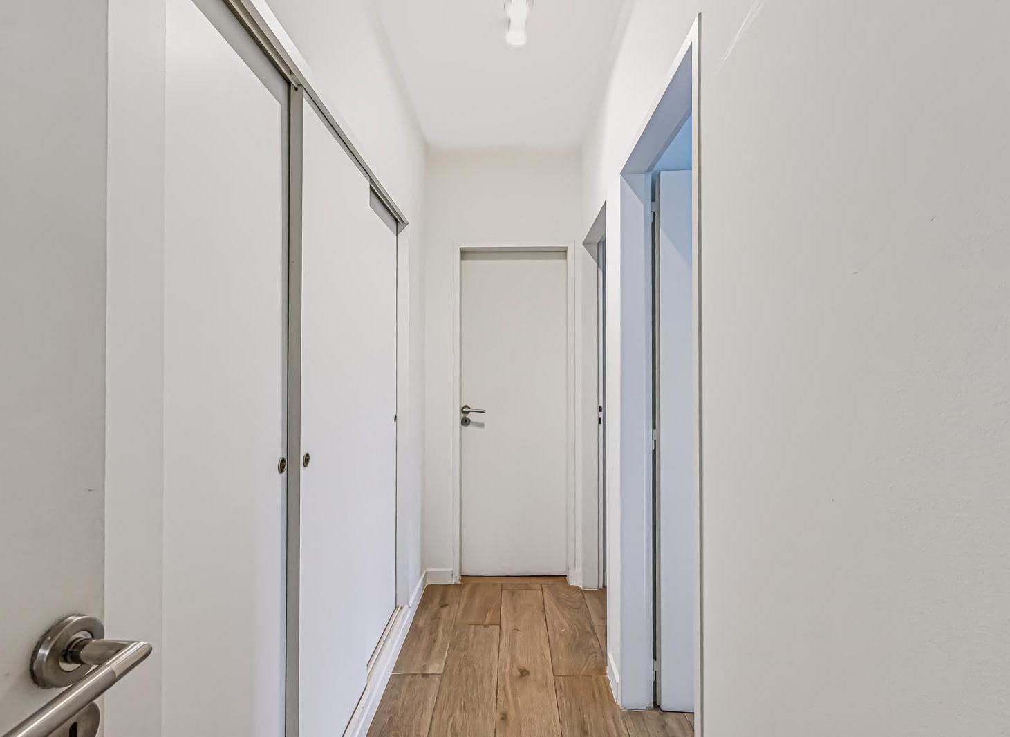 Foto de Departamento 3 Ambientes en ventacon cochera y cama nautica – Torre, imagen 5