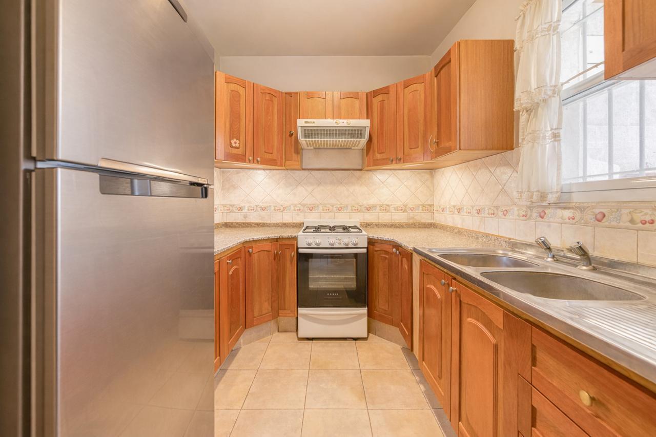 Foto de Casa en Venta - 4 Ambientes - Jardín y Pileta - Manual Artigas al 2000, imagen 3