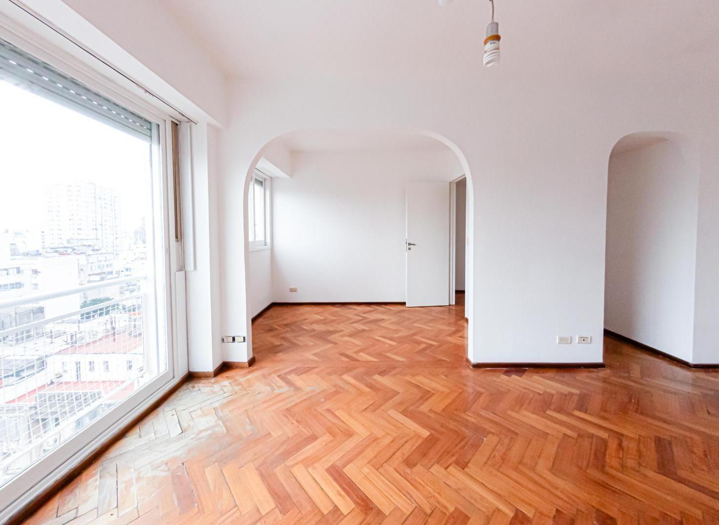 Foto de Departamento en Venta - 3 Ambientes con Cochera - Hipólito Yrigoyen, imagen 5