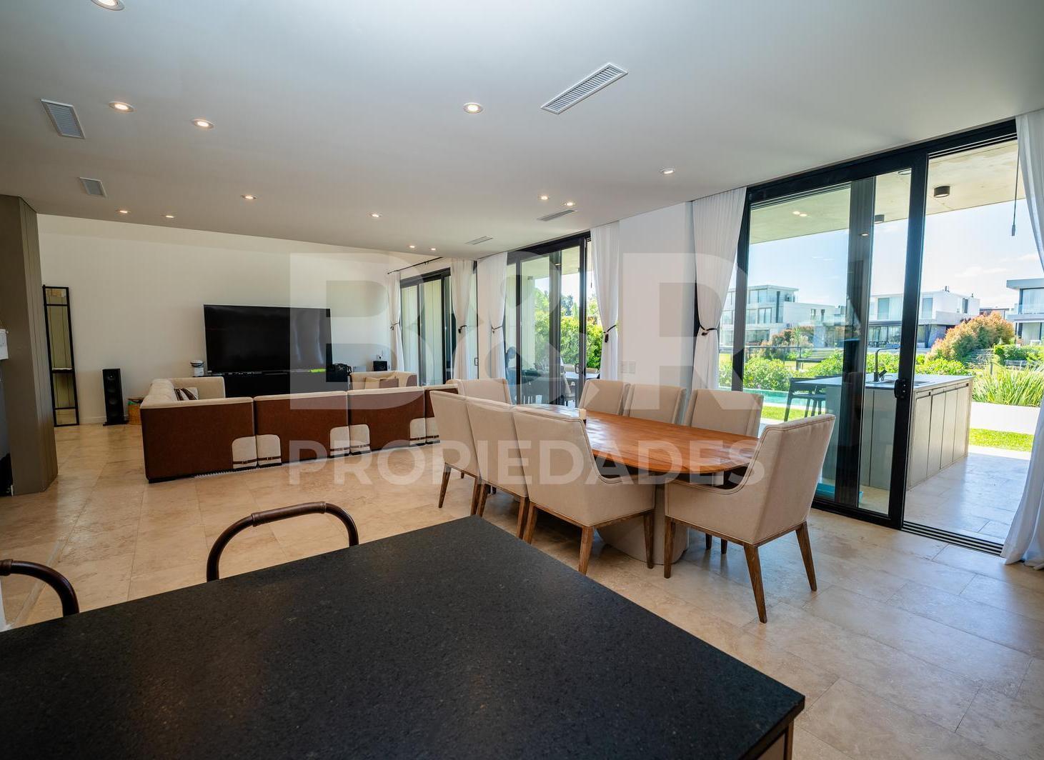 Foto de Casa en Venta - 7 Ambientes - Amarra Propia - Barrio El Yacht - Av. de, imagen 5