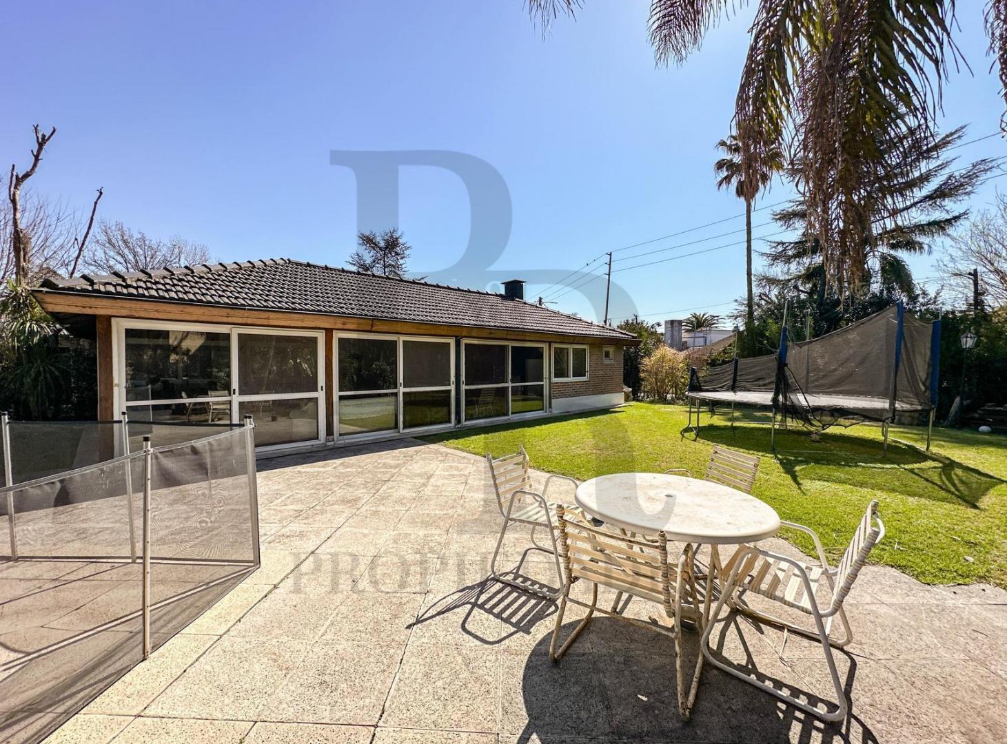Foto de Excelente Casa en Venta 2 Lotes y Medio - Miraflores Country Club, imagen 2
