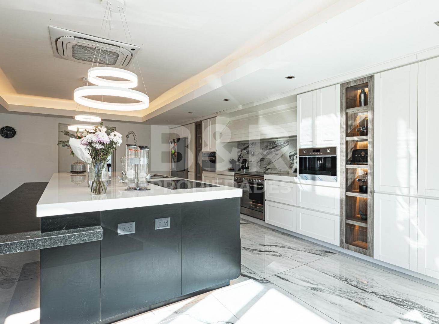 Foto de Casa en Venta Highland Park Country Club, Pilar - 6 Lotes - Cancha, imagen 5