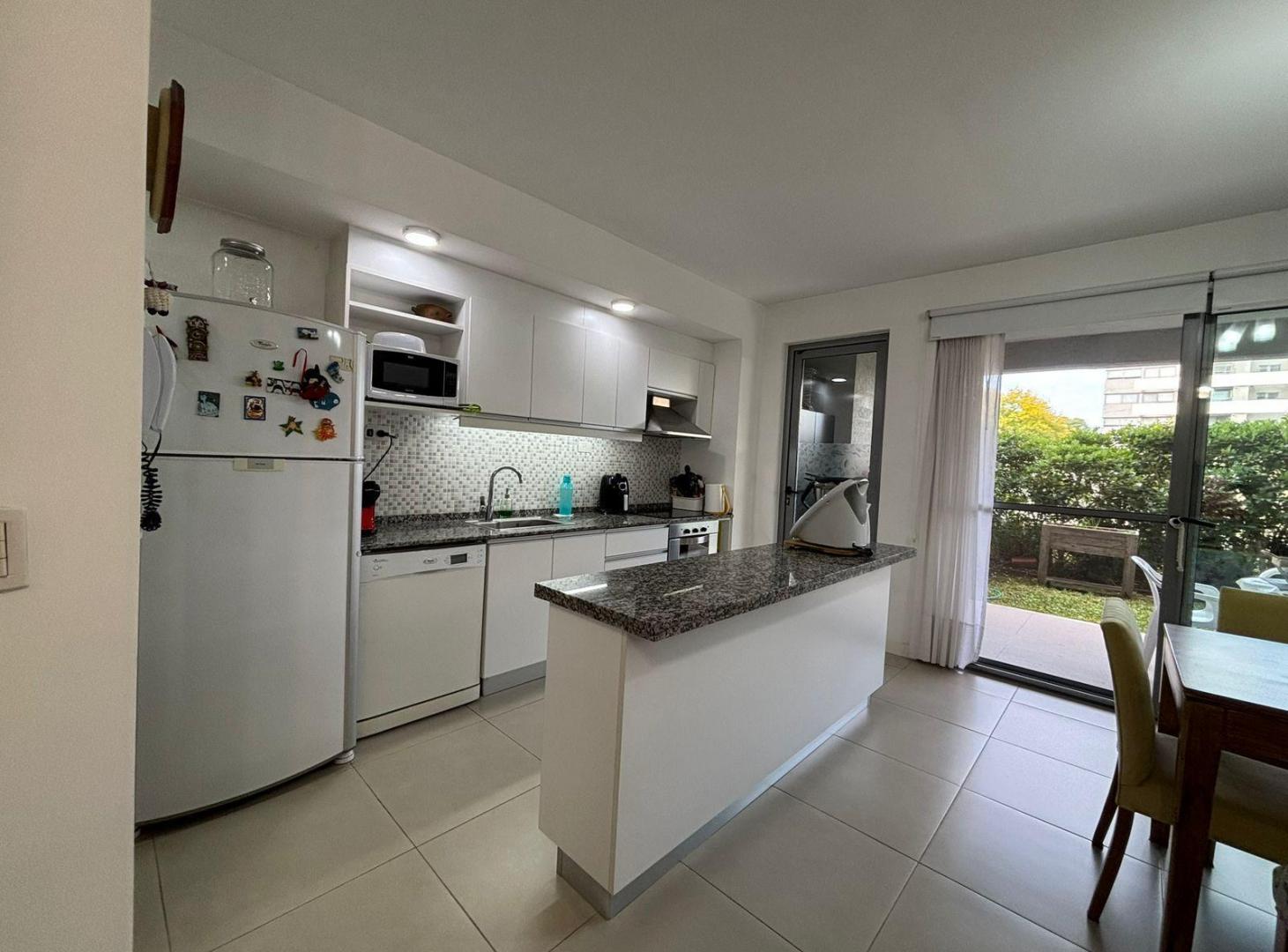 Foto de Departamento en Venta - 2 Ambientes Con Cochera - Parrilla y Jardín, imagen 5