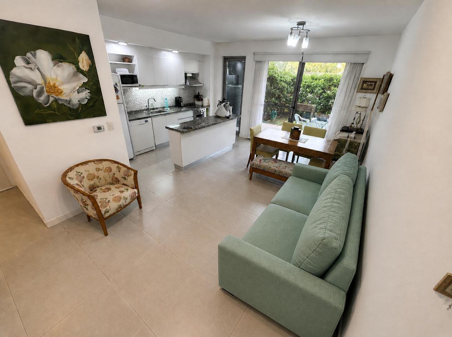 Foto de Departamento en Venta - 2 Ambientes Con Cochera - Parrilla y Jardín, imagen 4