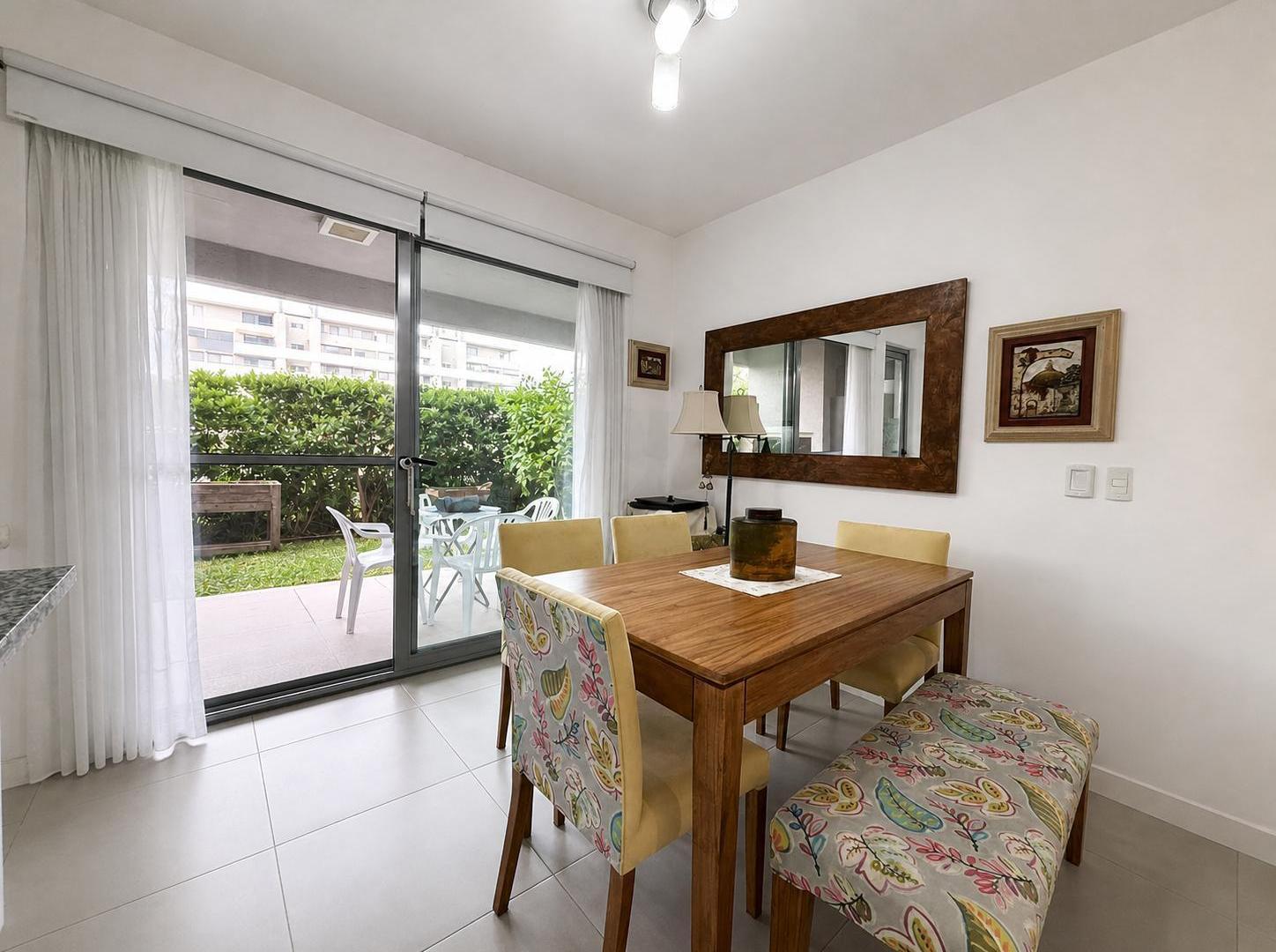 Foto de Departamento en Venta - 2 Ambientes Con Cochera - Parrilla y Jardín, imagen 2