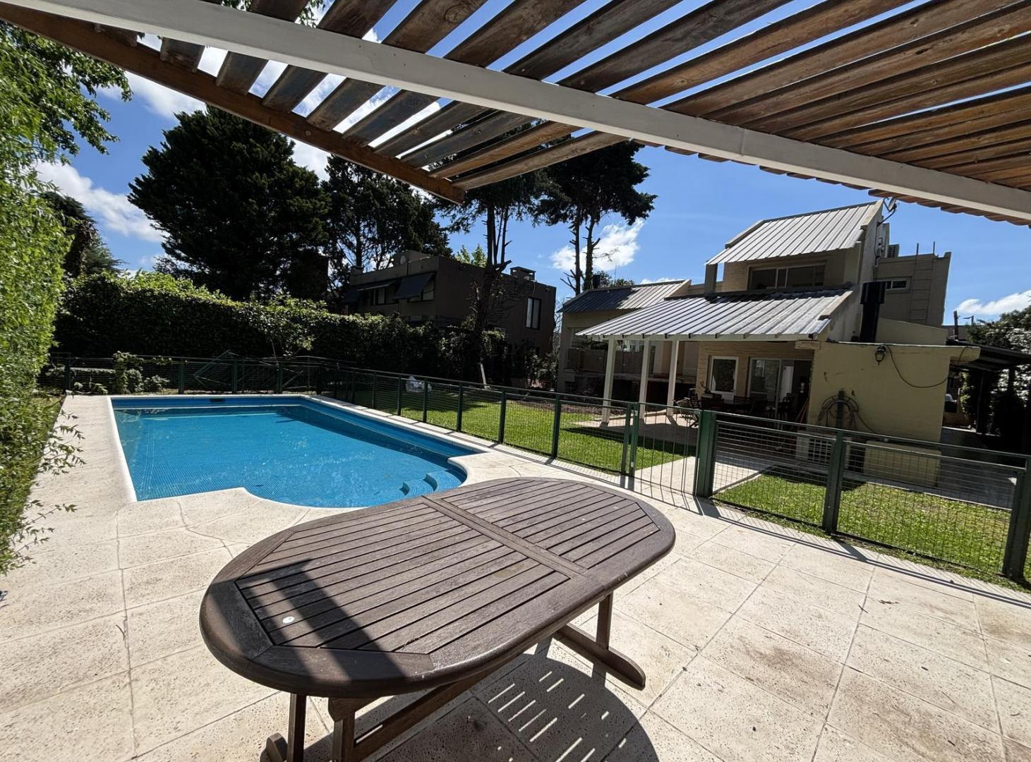 Foto de Casa Venta y alquiler anual - Miraflores Country Club, imagen 2
