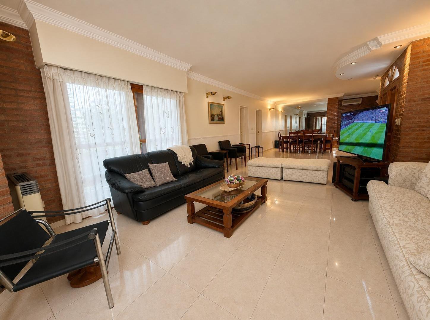 Foto de Casa en Alquiler y Venta - Un Lote 550 m2 - Miraflores Country Club, imagen 5