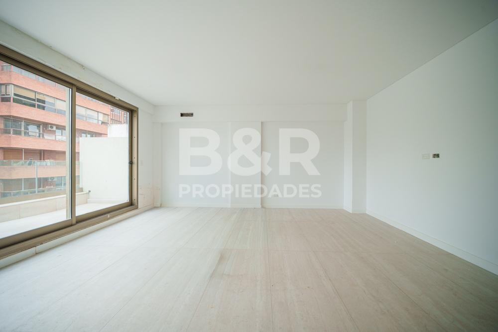 Foto de Departamento en Venta - 4 Ambientes con Dependencia - Juan Francisco, imagen 2