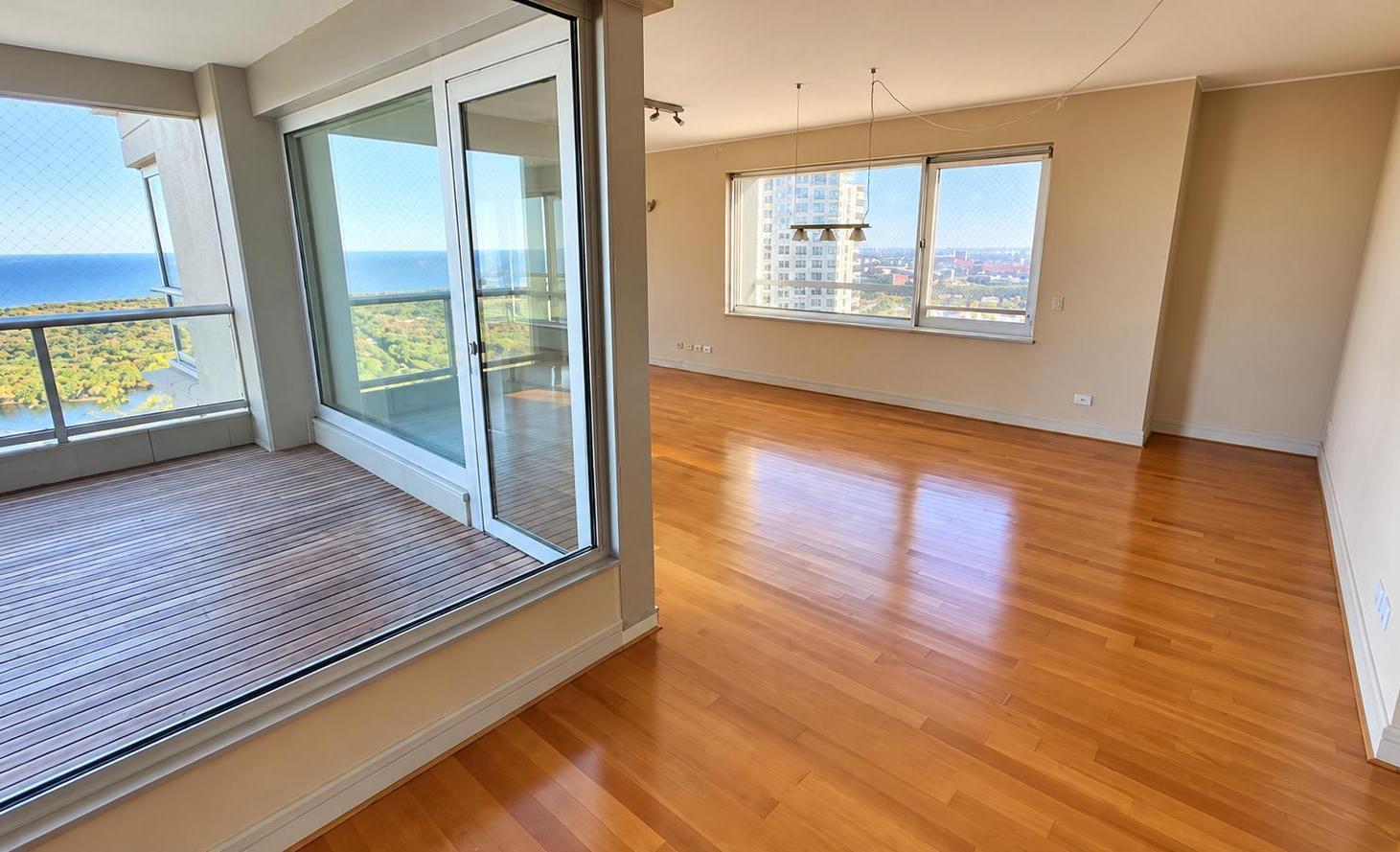 Foto de Alquiler de Semipiso - 4 Ambientes - Full Amenities - Boulevard Azucena, imagen 4