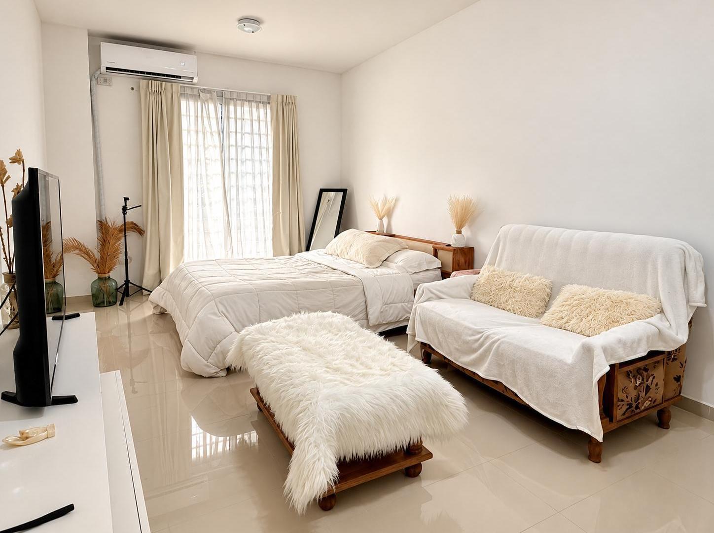 Foto de Departamento en Venta - Monoambiente con Balcón - Av. Chorroarin 422, imagen 1