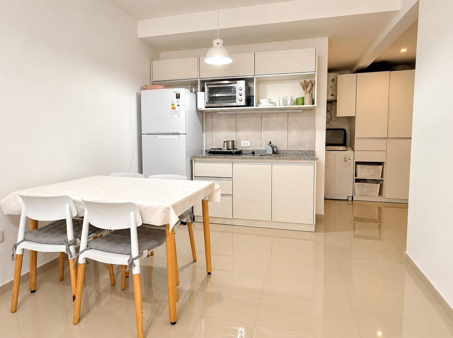 Foto de Departamento en Venta - Monoambiente con Balcón - Av. Chorroarin 422, imagen 2