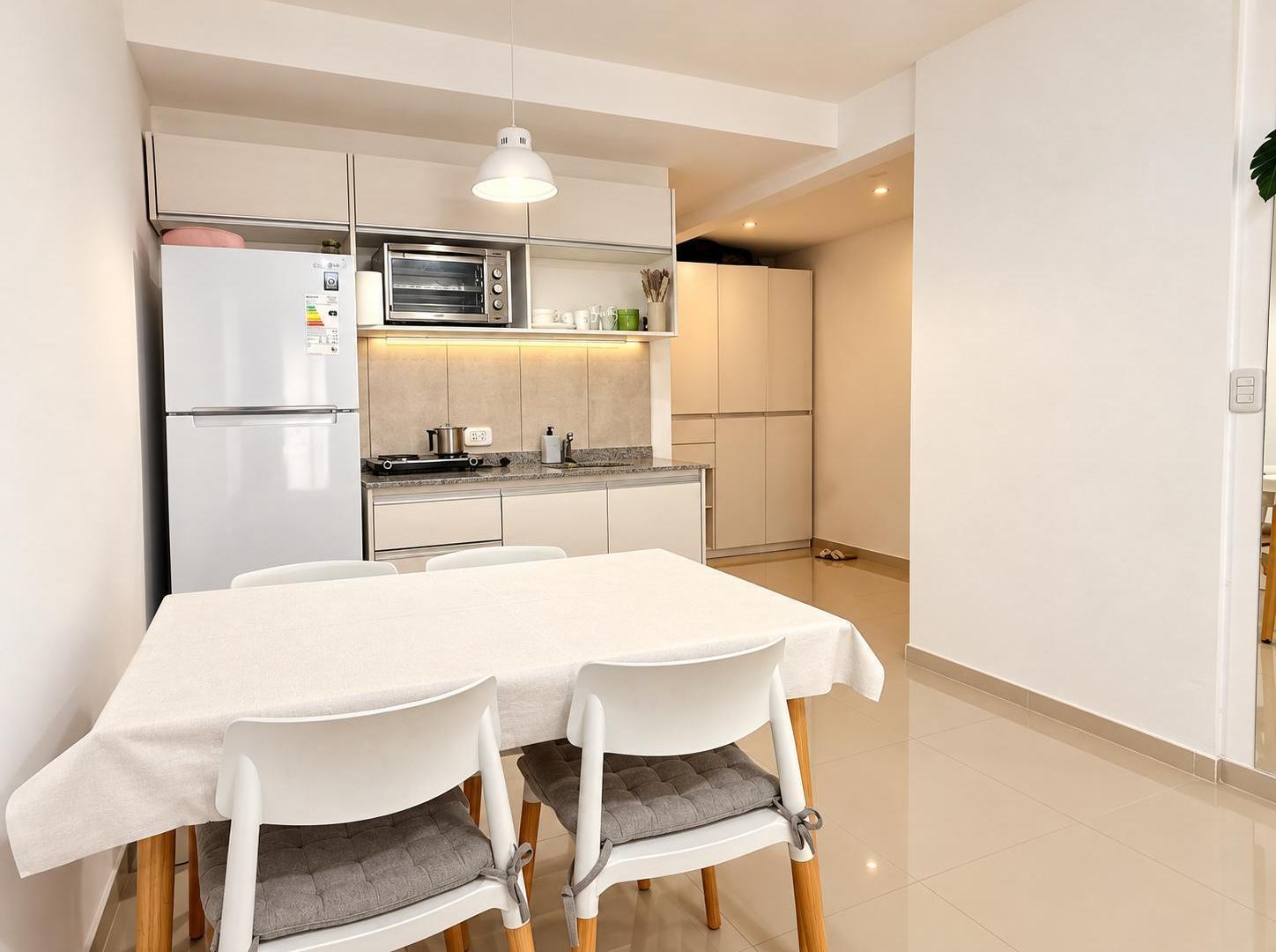 Foto de Departamento en Venta - Monoambiente con Balcón - Av. Chorroarin 422, imagen 3