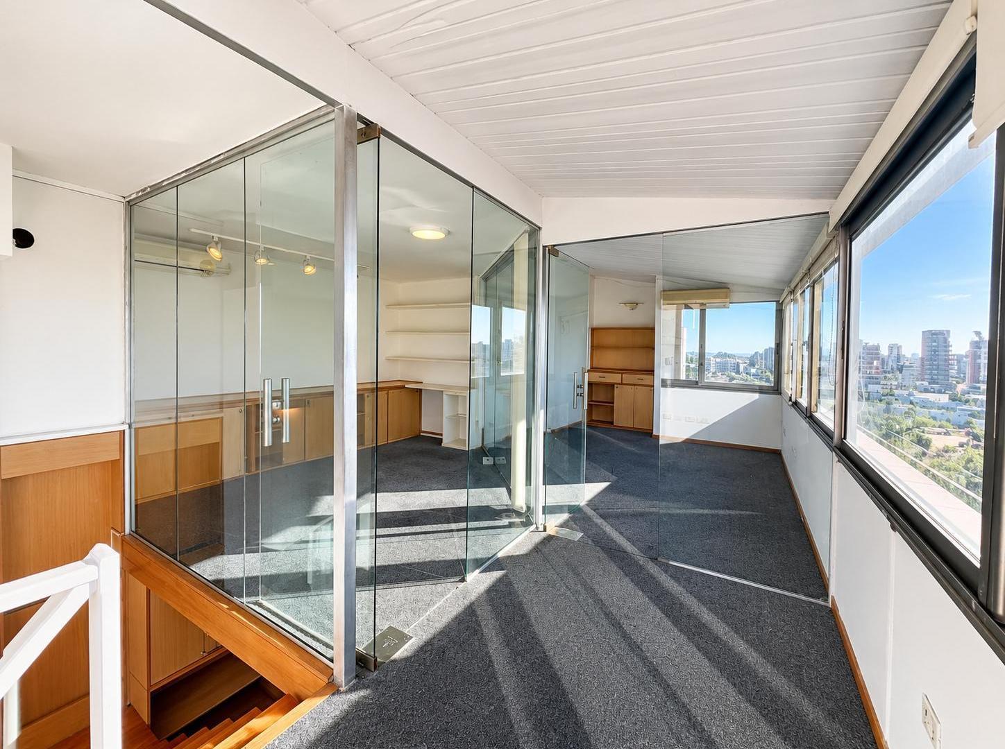 Foto de Oficina en Venta y Alqui- Dúplex - Piso Alto Vista al Río - Cochera, imagen 1