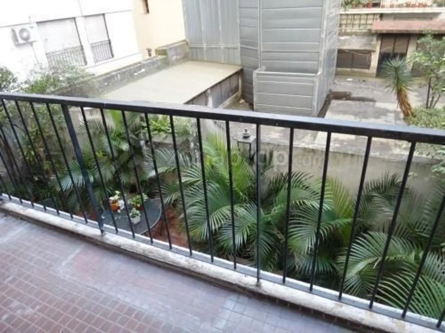 DEPARTAMENTO SEMIPISO 4 AMBIENTES COCHERA Y BAULERA 5