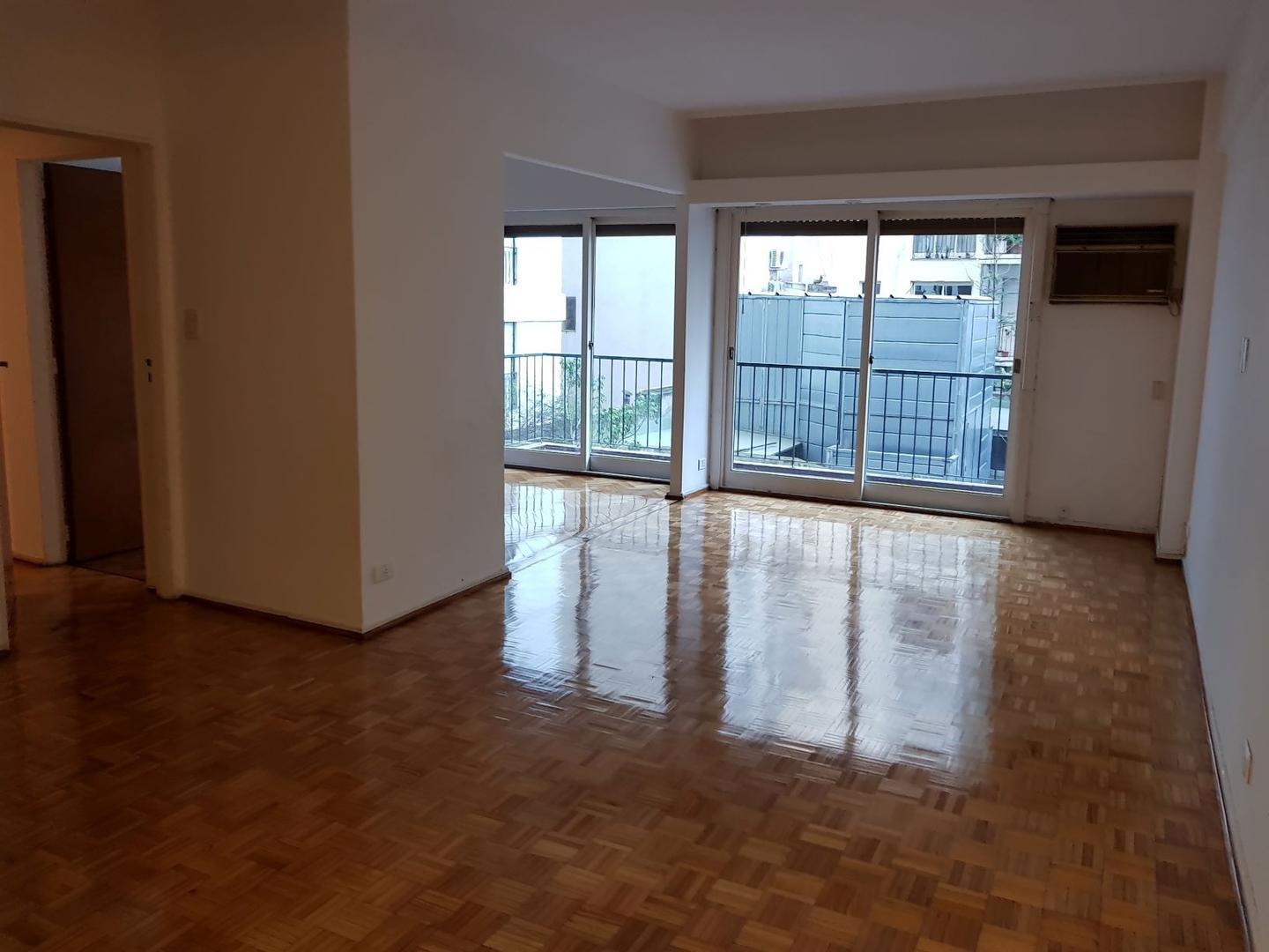 Foto de DEPARTAMENTO SEMIPISO 4 AMBIENTES COCHERA Y BAULERA, imagen 2