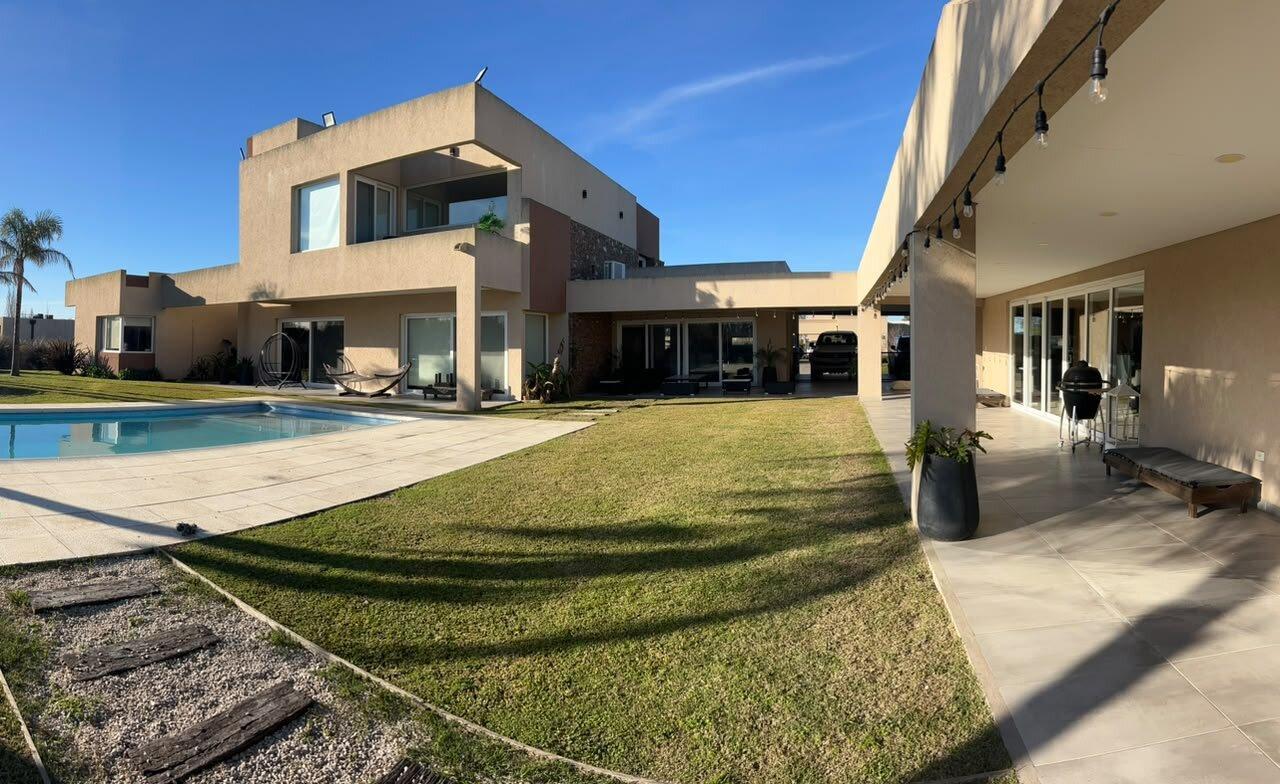 Foto de RESIDENCIA MODERNA DE CATEGORÍA, imagen 2