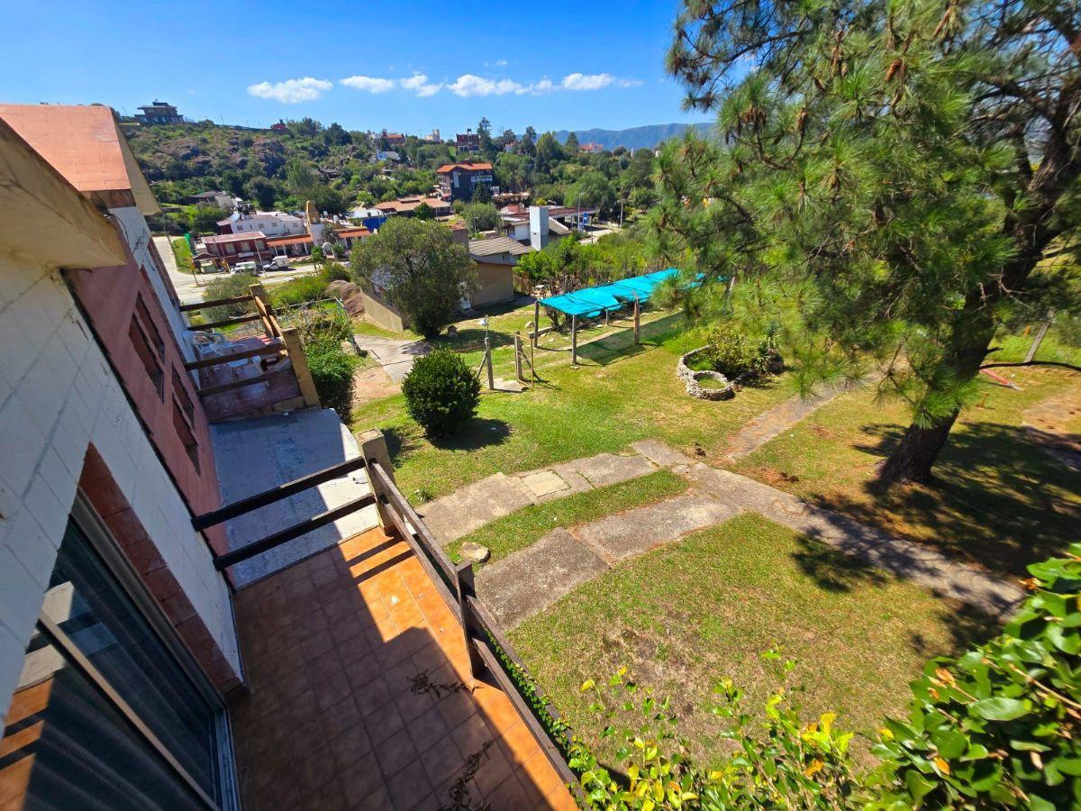 OPORTUNIDADES ÚNICAS!! VENTA DE DUPLEX EN VILLA CARLOS PAZ
BARRIO VILLA DEL LAGO A PASOS DE LA RUTA