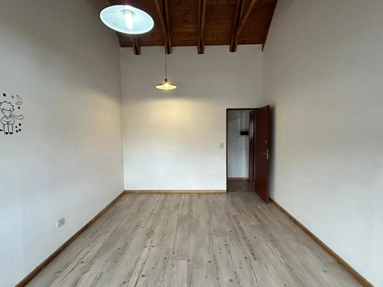 COMPLEJO 4 OFICINAS ideal ESTETICA o CONSULTORIOS c/ BAÑOS | MONTE GRANDE ALQUILER 5