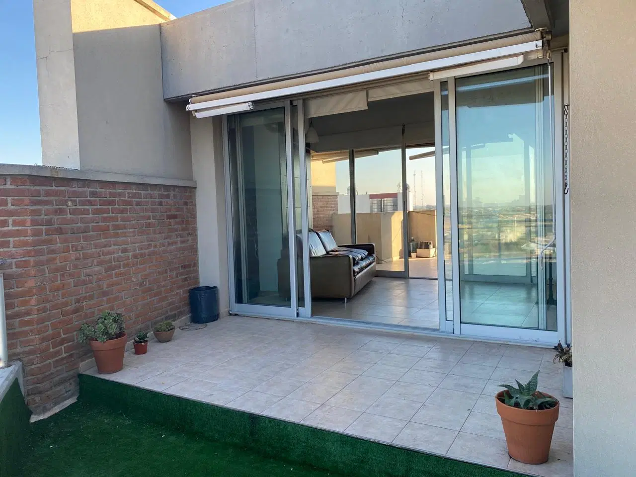 MONOAMBIENTE con DOBLE BALCÓN | ALQUILER MONTE GRANDE 3