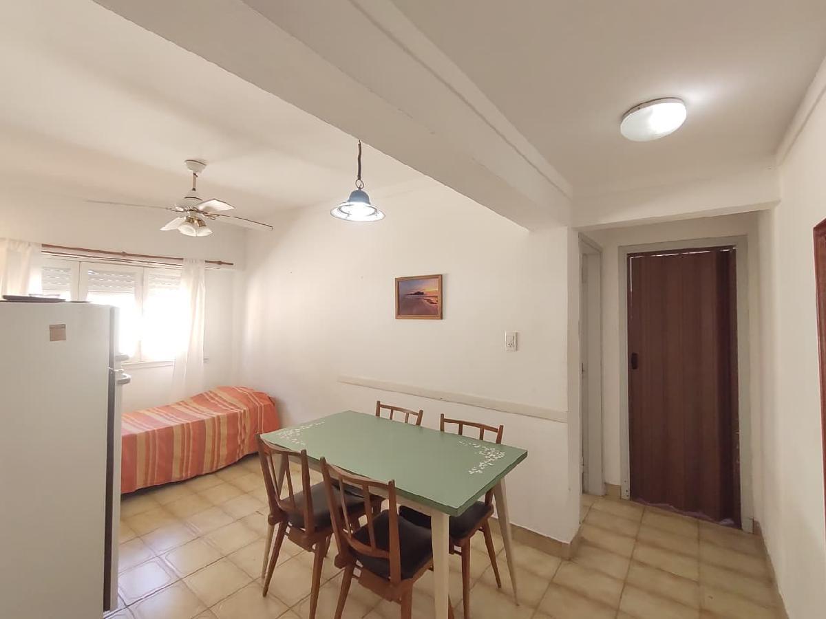Foto de DEPARTAMENTO DE 2 AMBIENTES A 200 METROS DEL MAR - SANTA TERESITA, imagen 5