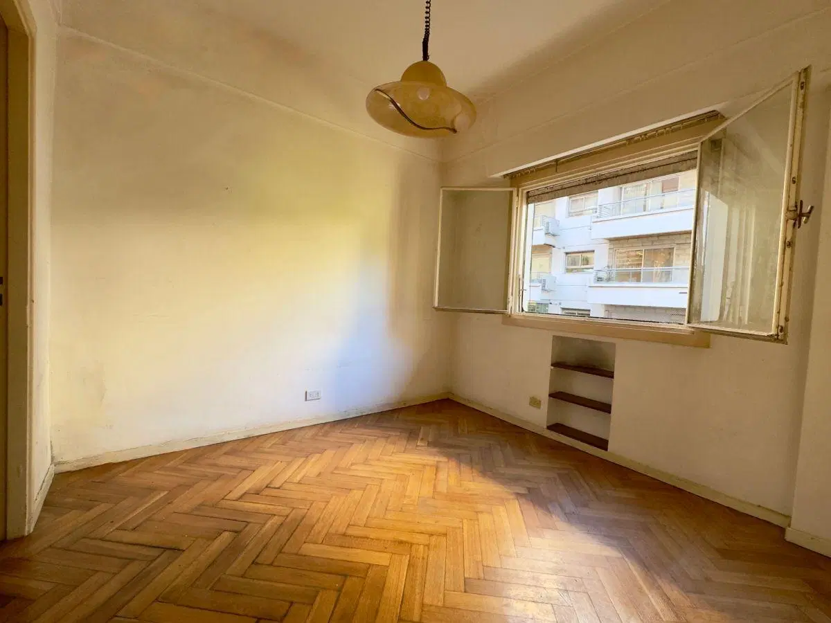 Departamento 2 Ambientes al Frente con Balcón en Recoleta – Ideal Inversión 1